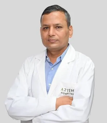 Dr. Rahul Naithani photo
