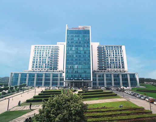 Medanta – The Medicity image